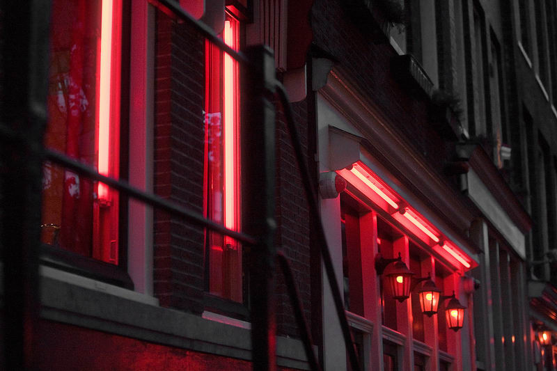 red-light-district-13