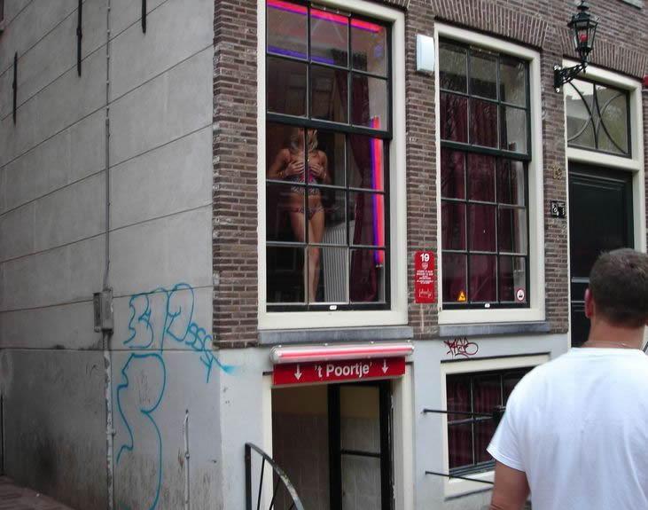 red-light-district-35